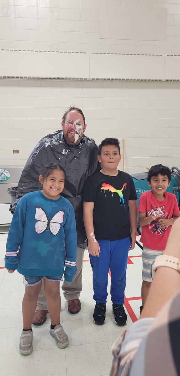 yolitzin tweet media