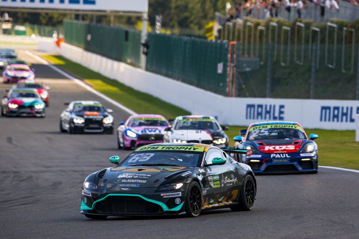The__Advantage's tweet photo. Sadly no championship possibilities for the #TeamSpeedMonkeys @AMR_Official Vantage GT4 crews as the @DtmTrophy reaches its penultimate round at the @redbullring this weekend
https://t.co/RXgwJlVJrC https://t.co/vbABoReVsm