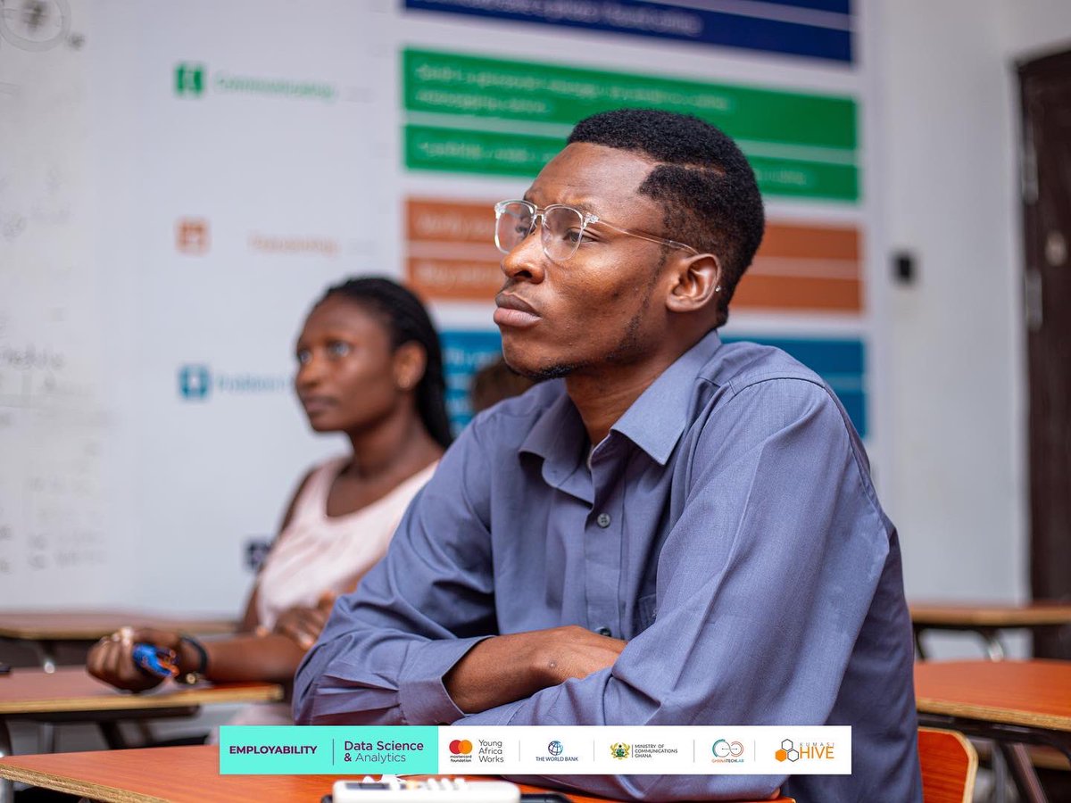 KumasiHive's tweet photo. Today we began the employability phase of our Data Science and Analytics Training Program. We discussed Career Development and Job Fairs.

#HiveTraining #HiveImpact 
#GTLEmployability #Internship #PaSE #HiveTribe https://t.co/eEWhJNRecI