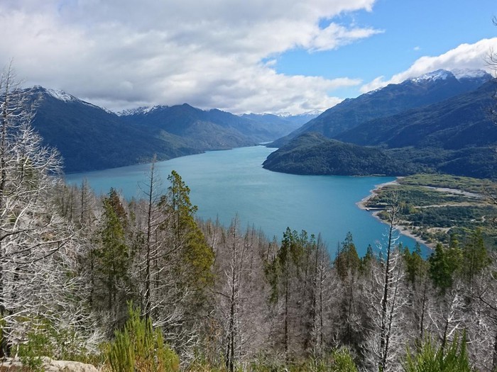 #Azul
#LagoPuelo
Argentina 💙