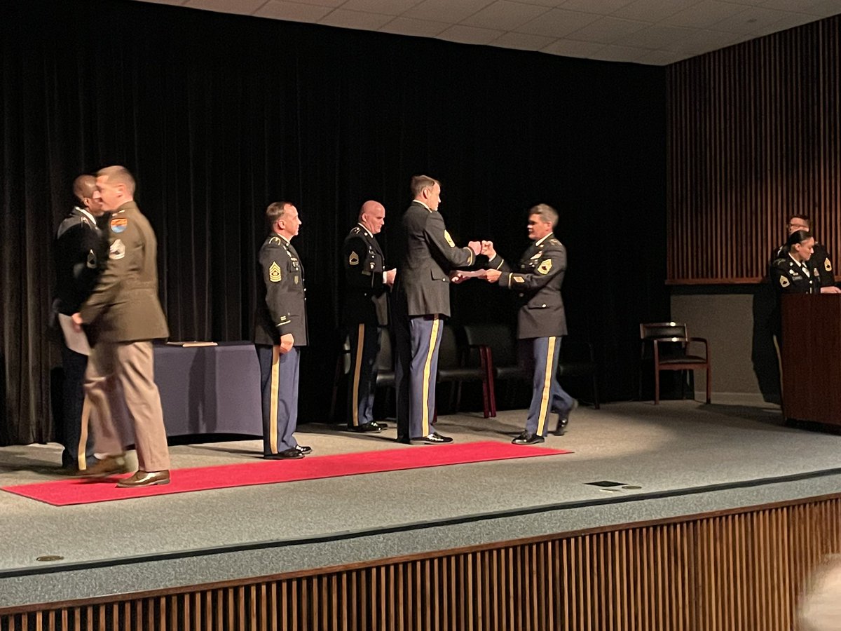 Raptor_6_'s tweet photo. Congratulations to SFC Biggs, SFC Brashear, and SFC Tavarez on completing the Senior Leaders Course! @USAICoE @PhoenixBDE_6 @PhoenixBDE_7 @SentinelSix @SentinelSe7en @Anarchy_VI @Anarchy_VII @ColdCobra_6 @ColdCobra_7 https://t.co/9fM5cv7FqP