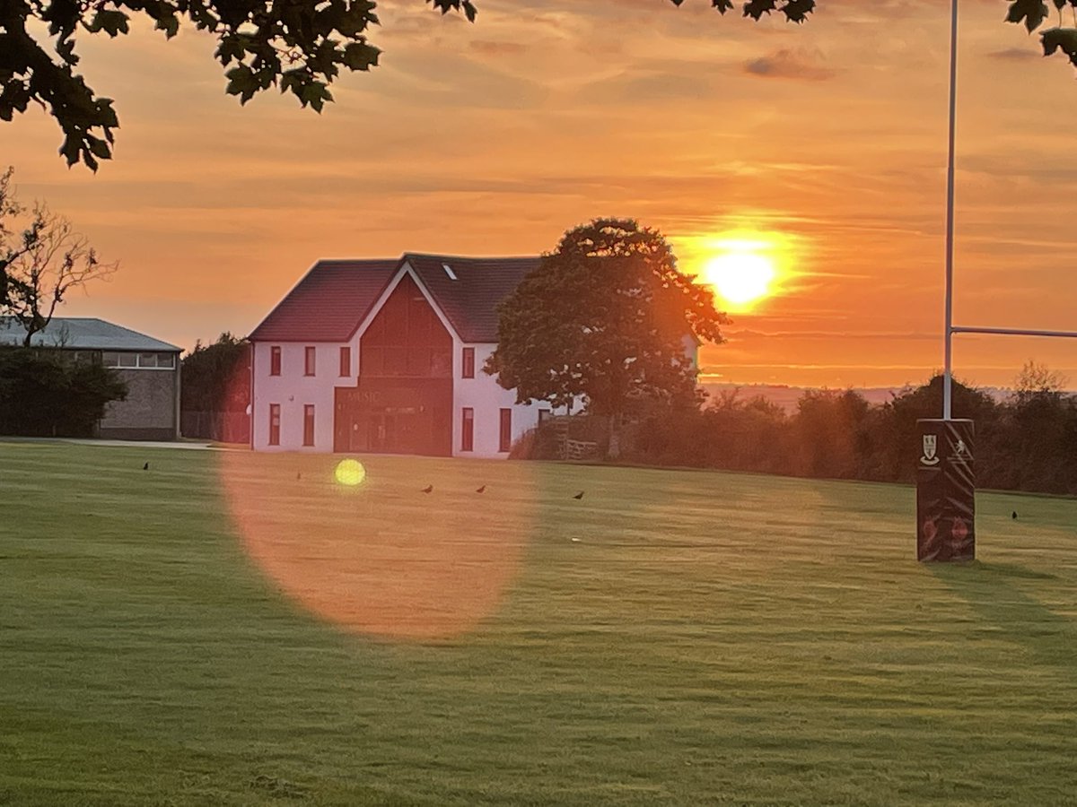 Peaceful end to a busy day at <a href="/ShebbearCollege/">Shebbear College</a>. 

#ShebbearBoarding #iLoveBoarding #BoardingSchool #Sunset #NoFilter #Devon