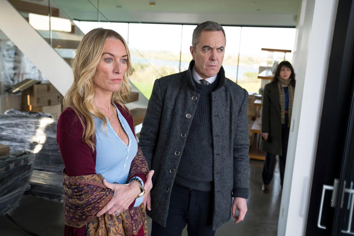 #TVTuesday James Nesbitt returned as morally ambiguous cop DCI Tom Brannick  in a new series of Bloodlands this weekend. What did you think of the first episode of the new season?  
~ Moriarty ~