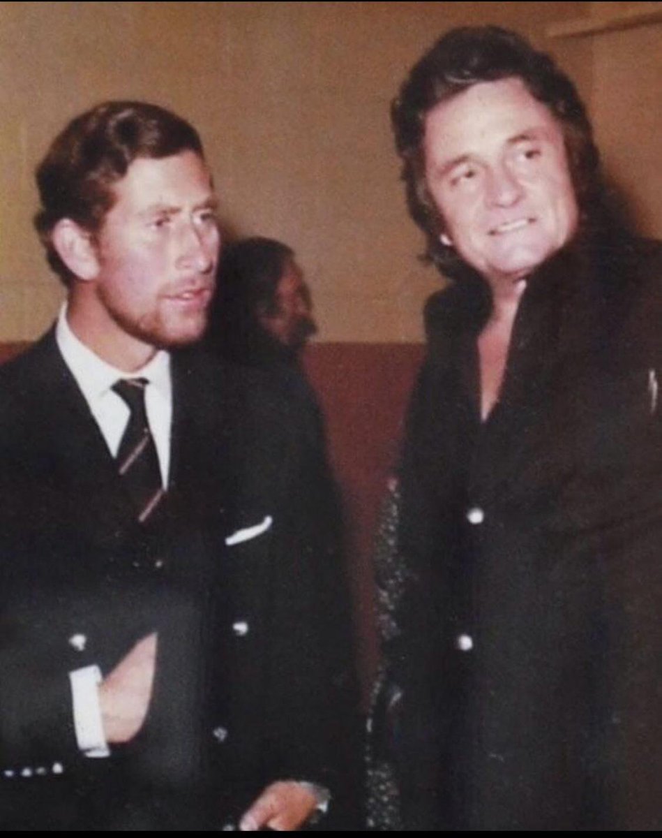 markeyre's tweet photo. Hail to the #king baby. https://t.co/B9IAwC0ycQ