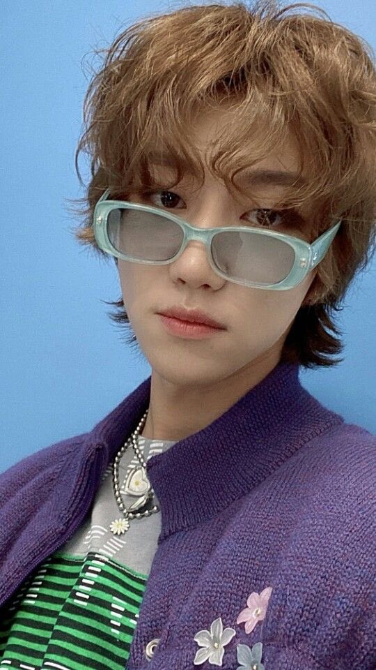 brown mullet #THE8 and his accessories 🫠