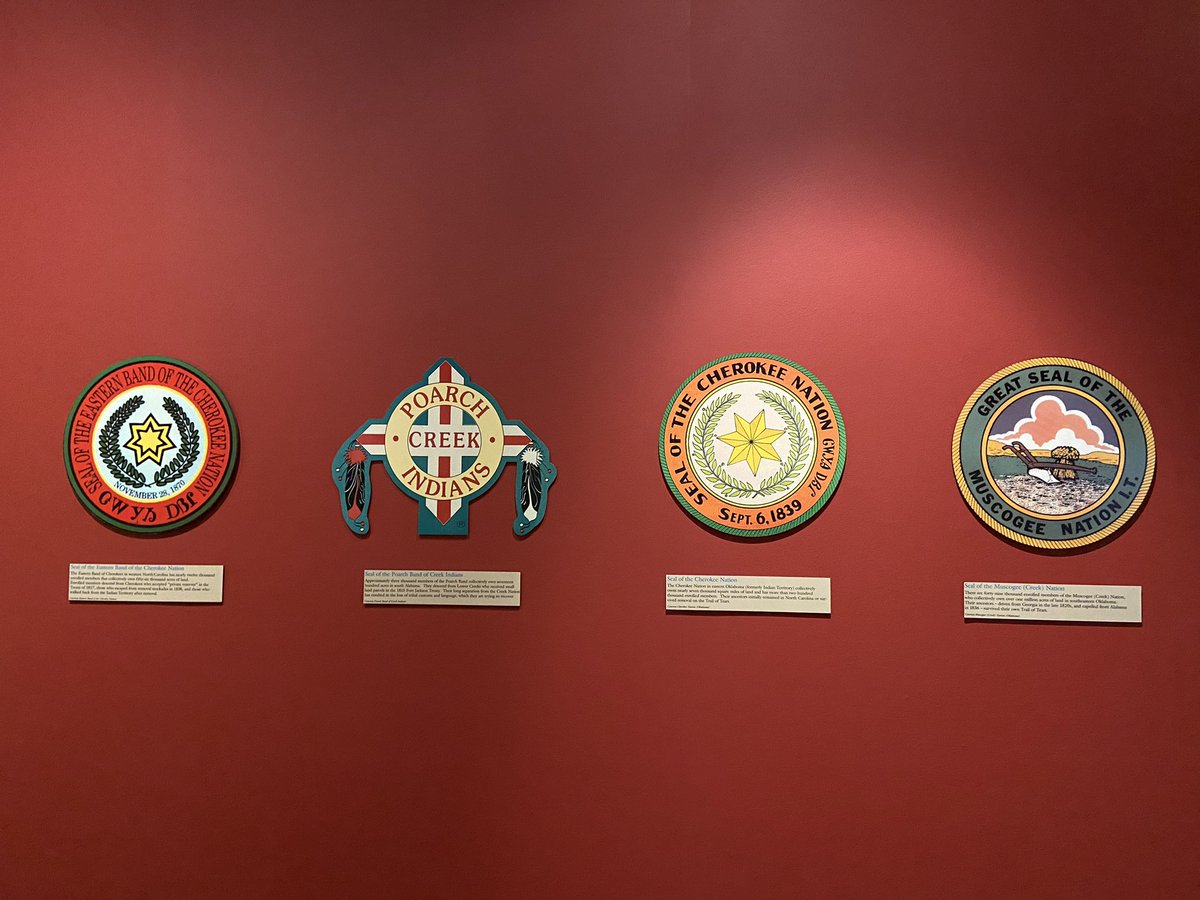 our_ms_brooks's tweet photo. HMW best acknowledge the original Indigenous stewards of the land we learn on everyday? To kick off their research and design process, academic writing students explore native flora &amp; historical artifacts at @ATLHistCenter. #ExperientialLearning #LandAcknowledgment @TheMVSchool https://t.co/8X0cMZYquc