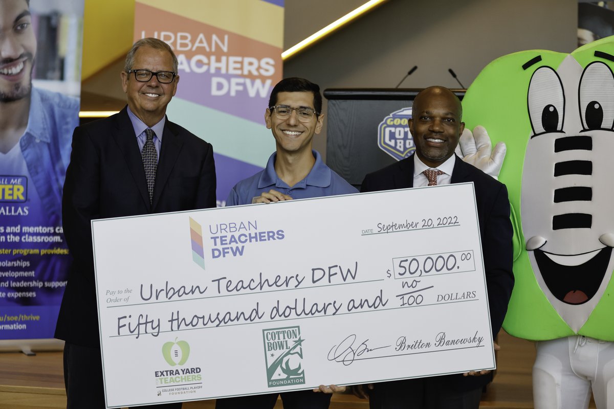 CottonBowlGame's tweet photo. More than a Big Day, a GREAT day celebrating the @UNTDallas Call Me Mister &amp; THRIVE programs, @Urban_Teachers DFW and @EducateTexas  for @CFPExtraYard Week!

📷: https://t.co/k36RnsPpuF

#ExtraYardWeek | #LikeNoOther https://t.co/BRnaN22o3u