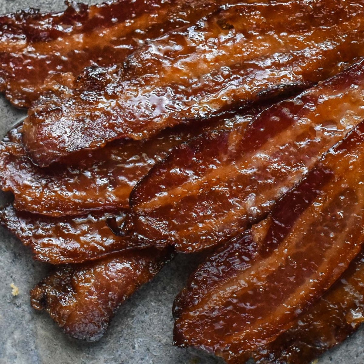 jacques_behar's tweet photo. Parce Que Personne N’a Jamais Dit NON aux Bonbons au Porc 
🧑🏻‍🍳😁🥓🥓🥓😉🧑🏻‍🍳
Because No One Has Ever Said NO to Pork Candy 🧑🏻‍🍳😁🥓🥓🥓😉🧑🏻‍🍳
#cheflife #restaurantlife #porkcandy #bonbonsauporc #bacon #lardfumé #justforfun #culinaryfun #culinaire #pourquoipas https://t.co/1yteBu55He