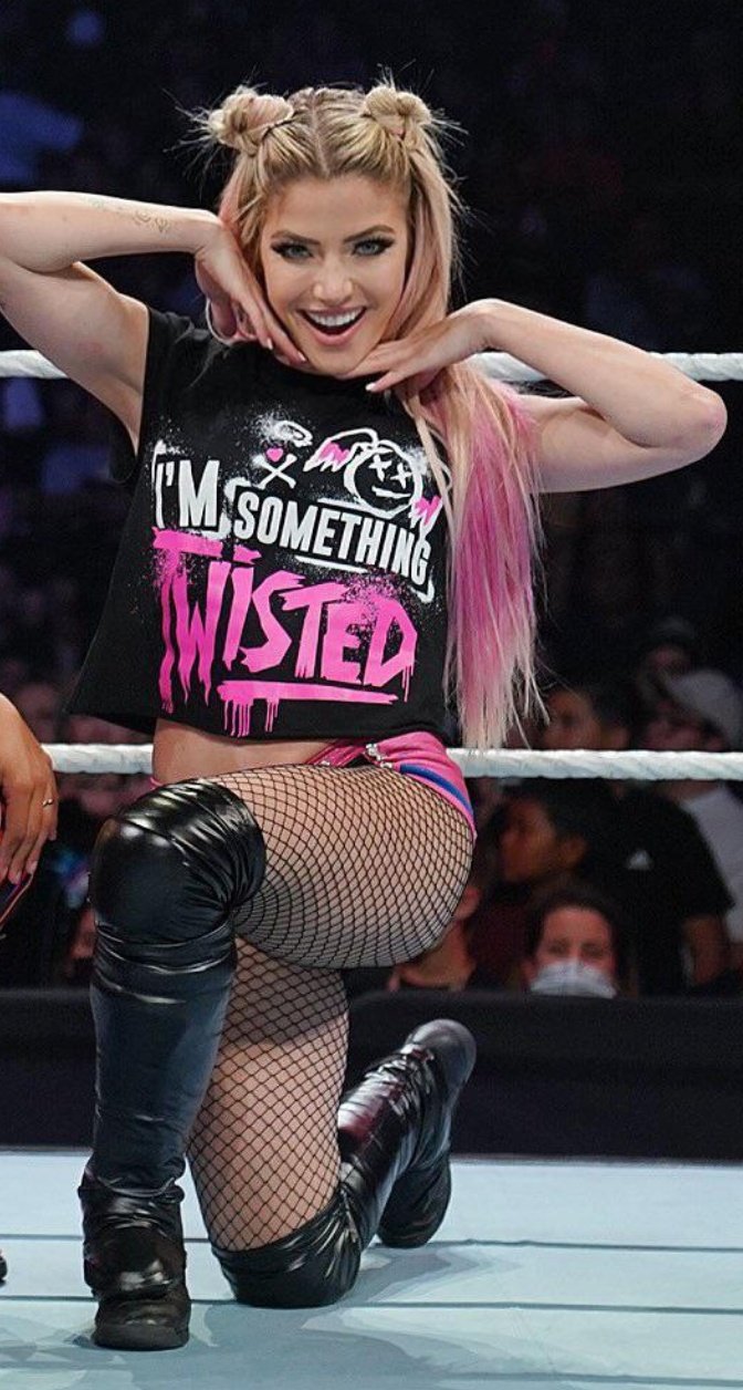 WWEPPorn™ on Twitter "Alexa Bliss https//t.co/tgpqBIojjg" / Twitter