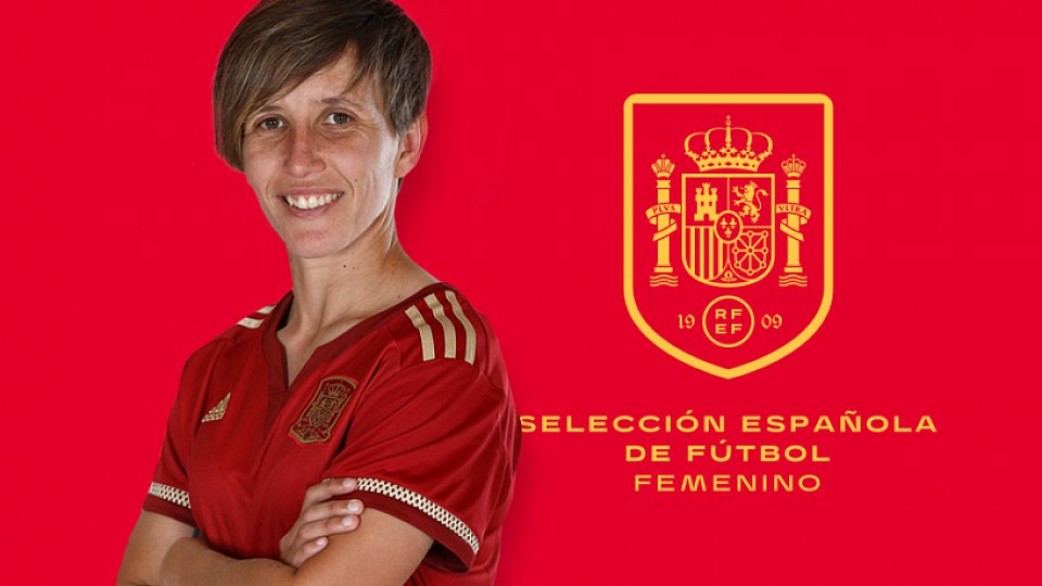 Selección Española Femenina de Fútbol on Twitter: "🔴 𝗢𝗙𝗜𝗖𝗜𝗔𝗟 Esta es la primera lista de Bermúdez como entrenadora de la @SEFutbolFem sub-19. 🏃‍♀️ 𝗟𝗼𝘀 𝗲𝗻𝘁𝗿𝗲𝗻𝗮𝗺𝗶𝗲𝗻𝘁𝗼𝘀 tendrán lugar del 26 al