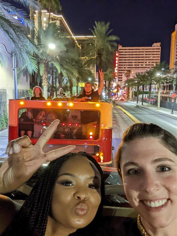 AtlasMedStaff's tweet photo. We had a blast touring the Vegas strip with all of you. Did you get to join Atlas on one of our epic double-decker bus tours at TravCon? If you missed it, there's always next year!#TravCon #TravCon22, #TravCon2022, #TravelNurse, #TravelNursing, #AtlasMedStaff, #WhereYouBelong https://t.co/R6meQc9xvC