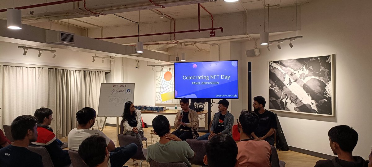 Parivaarr's tweet photo. We had a great time hosting @Girlscript1 × @OfficialNFTDay in Mumbai. Thank you to all the speakers and audiences. We had a great time discussing NFTs and it'sutilities. 
#NFTDay https://t.co/QRDwWd7KTF