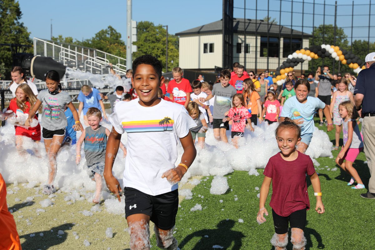 PHM Ed Foundation (@phmedfoundation) on Twitter photo There's still time to sign up for the Silver Mile 1-mile Family Fun Walk/Run sponsored by <a href="/driveandshine/">Drive and Shine</a>!! We'll have spirit stations along the way and <a href="/MishawakaParks/">Mishawaka Parks</a> foam machine will be back for some good clean fun!!
Register at phmef.org/silver-mile/ There's still time to sign up for the Silver Mile 1-mile Family Fun Walk/Run sponsored by <a href="/driveandshine/">Drive and Shine</a>!! We'll have spirit stations along the way and <a href="/MishawakaParks/">Mishawaka Parks</a> foam machine will be back for some good clean fun!!
Register at phmef.org/silver-mile/