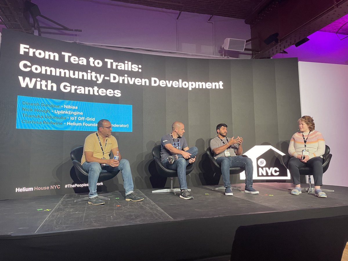 thegristleking's tweet image. Rock ‘n roll on stage with stories of ⁦@helium⁩ being used with ⁦@IotOffGrid⁩ ⁦@uplinkengine⁩ ⁦@DGurupur⁩ and ⁦@HeliumFndn⁩