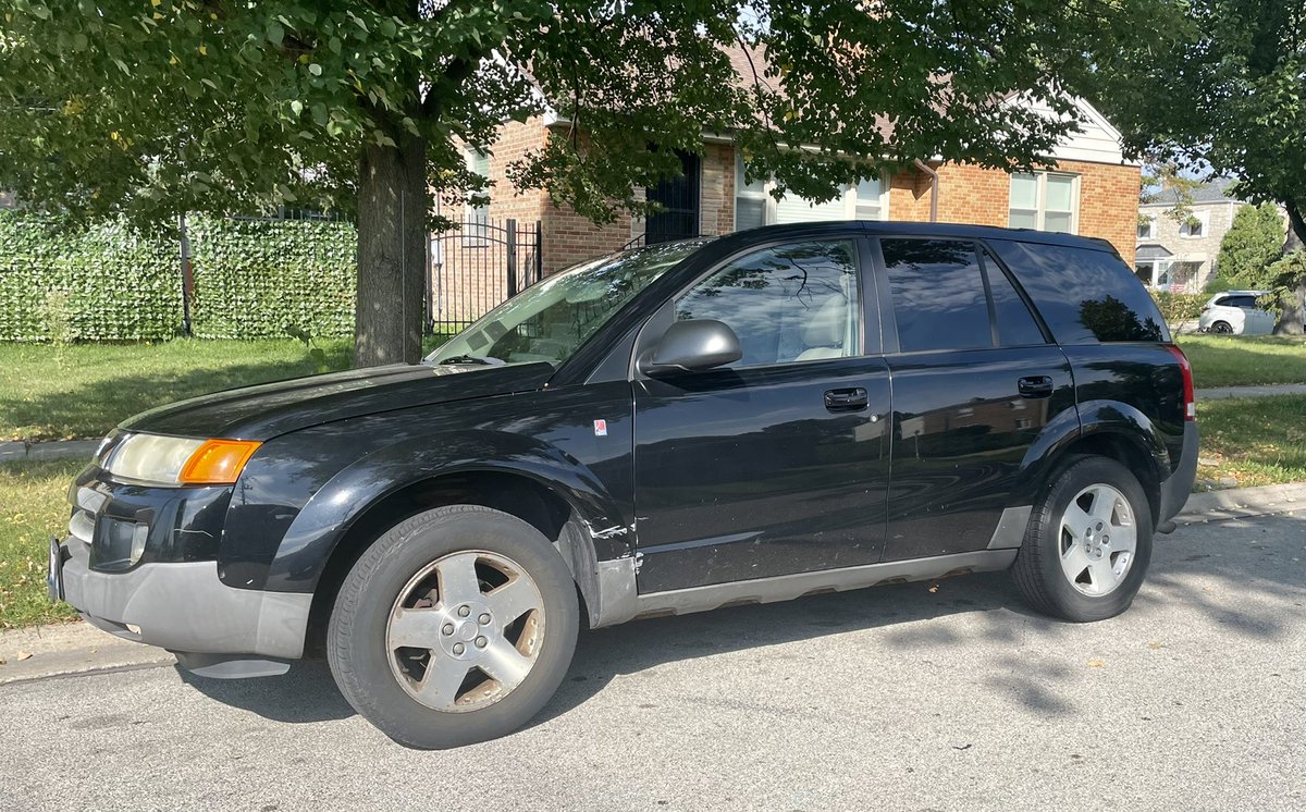 Good name for a band? Plastic Vue and the Panel Gaps. #BandNames #Saturn #SaturnVue #CarSpotter #PanelGaps