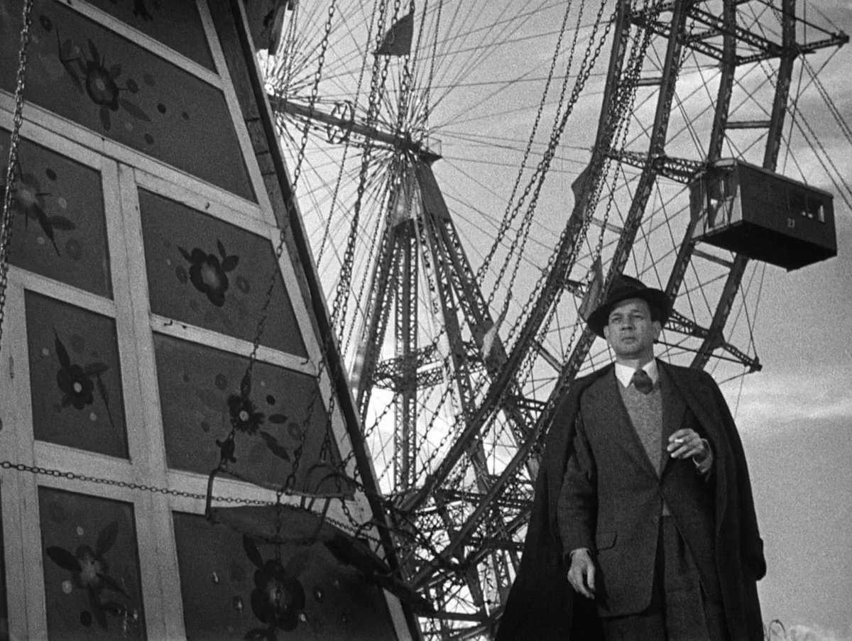CamBWriter's tweet image. Spent a long weekend in Vienna and very much enjoyed visiting the ferris wheel that features prominently in The Third Man and Before Sunrise. Two amazing films, one great city. #film #movies
