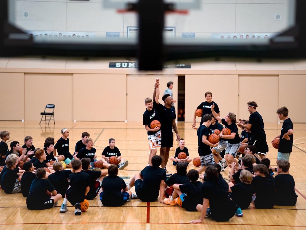 Sterling Jones tweet media