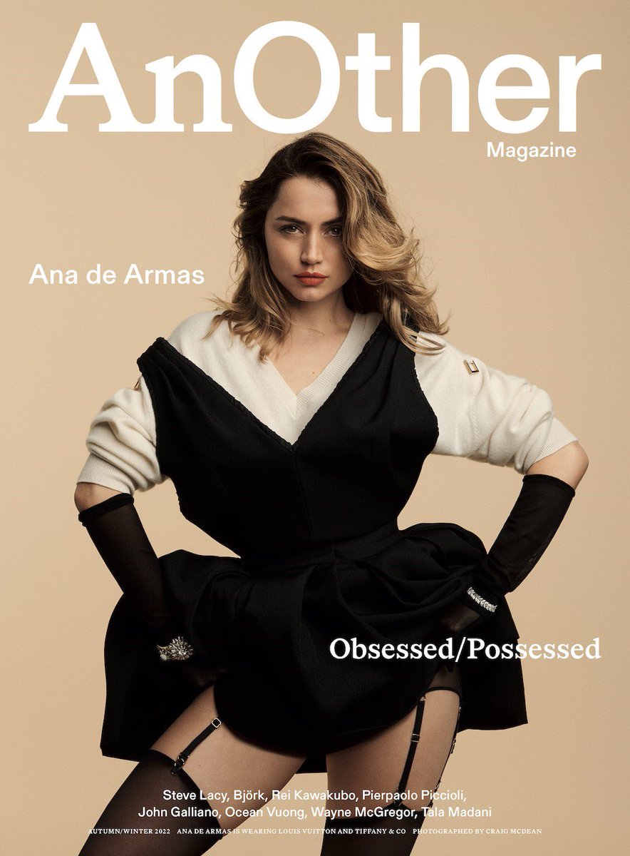 filmes_e_filmes's tweet photo. Ana de Armas é capa da nova edição da @AnOtherMagazine.
📸 Fotos por Craig McDean.
Aos 34 anos, a atriz cubana se prepara para a estreia de "Blonde", cinebiografia da musa Marilyn Monroe que estreia dia 28 de setembro na @netflix.♥️🎥
#anadearmas #anothermagazine #craigmcdean https://t.co/ZY2k1Migu5