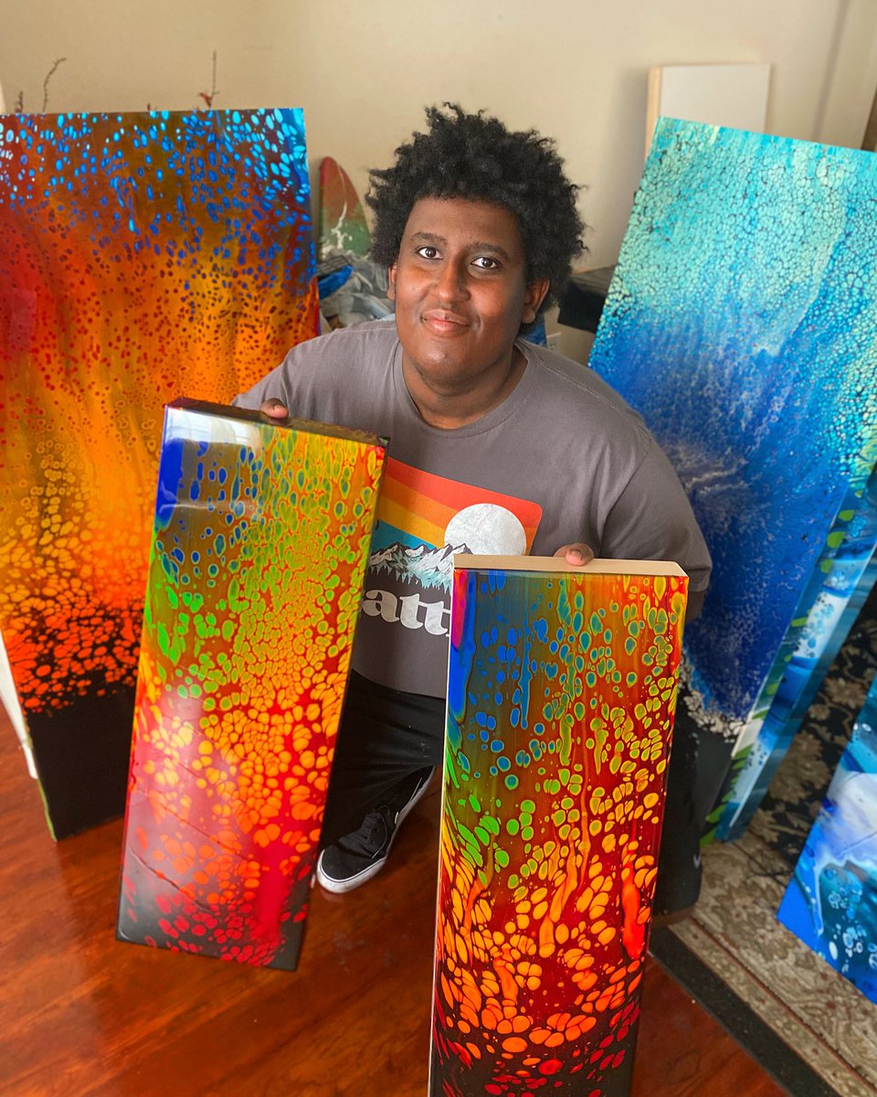 ResinArt_Mekyas's tweet photo. It costs $0.00 to retweet a black artist for support 💵 https://t.co/J93U6gU1vF