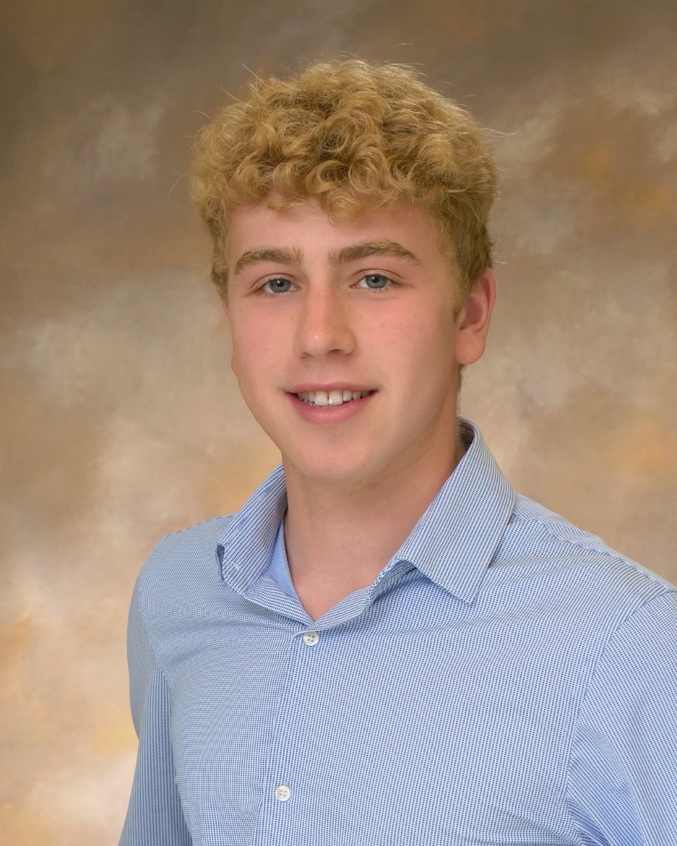CESJDSCONNECT's tweet image. Mazal tov to 12th grade students David F., Coby M., and Ella S. who will be honored with the Hyman M. and Phillip D. Perlo High School Athlete award at the @BenderJCC's 30th Dinner of Champions. #jdsathletics #jdsportrait #dinnerofchampions #jewishdayschoolstrending @PrizmahCJDS