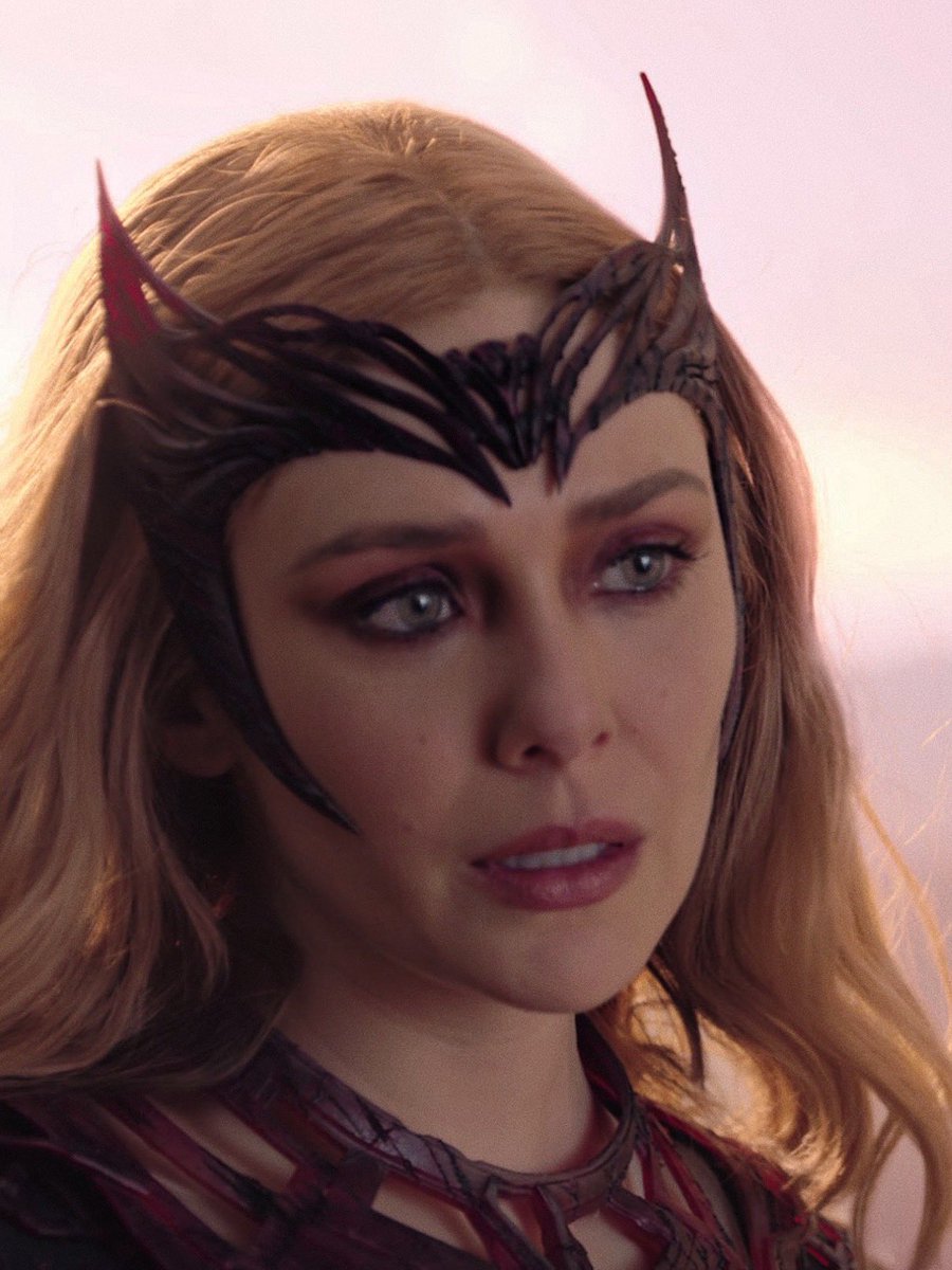 lizzieollxen's tweet photo. The Scarlet Witch https://t.co/xzSAtJKtCg