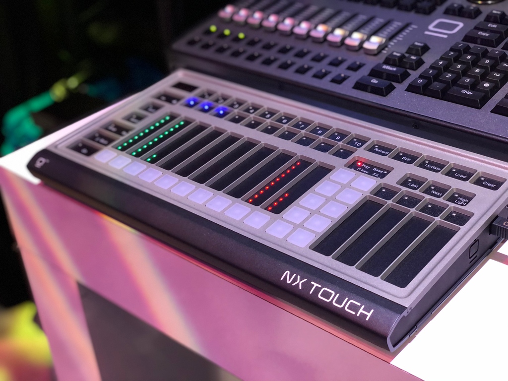 ControlObsidian's tweet image. The NX Touch is a powerful yet simple control surface for the ONYX platform, Fully compatible with all ONYX consoles and PC software, NX Touch is a plug-and-play solution with an innovative control surface like no other lighting console.

#NXtouch #obsidiancontrolsystems