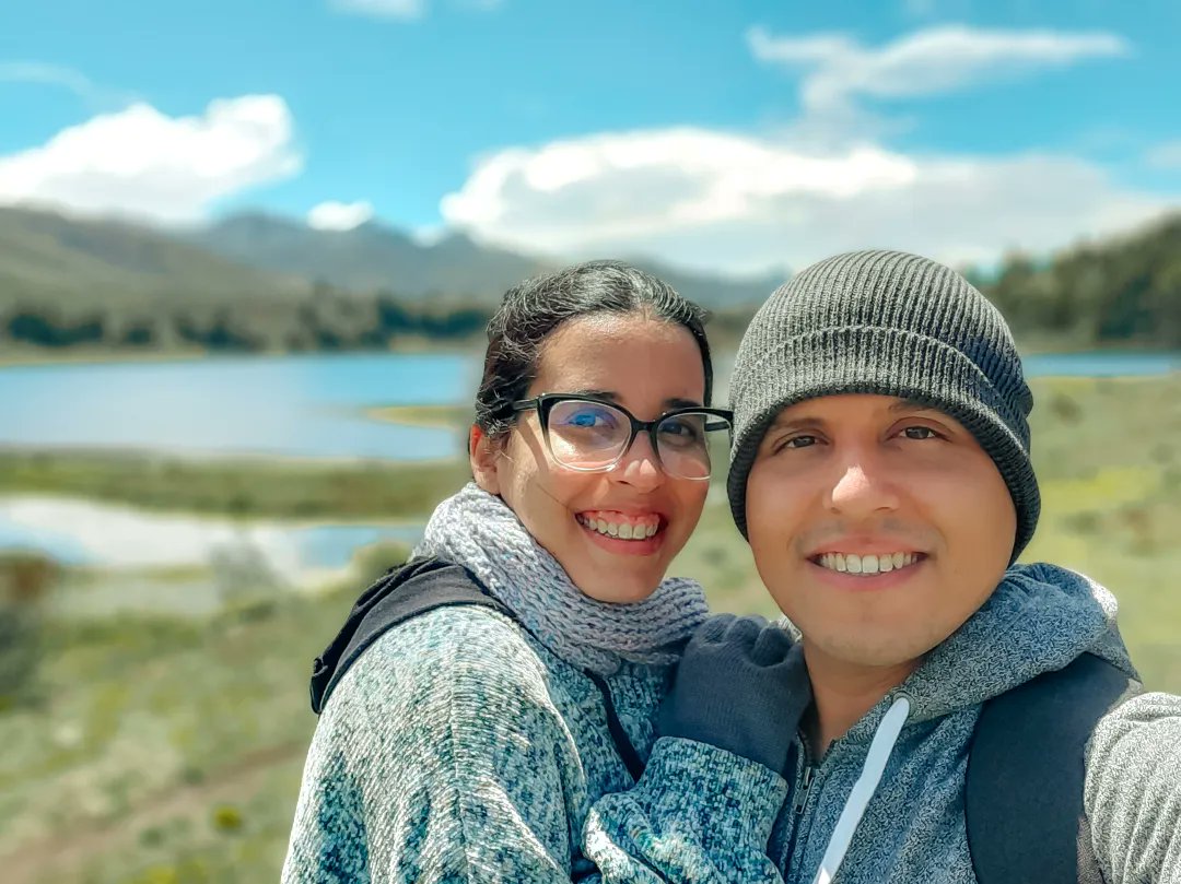 raquelandjesus's tweet photo. ¡Hola a todos! 👋 Somos Raquel y Jesús. Les damos la bienvenida a nuestra bitácora virtual, en donde compartiremos con ustedes nuestros viajes y detalles importantes que tal vez quieran saber y conocer sobre cómo viajar en Venezuela. Así que, ¡bienvenidos a nuestros viajes! 🏖🧳 https://t.co/0fxgUqHcyG