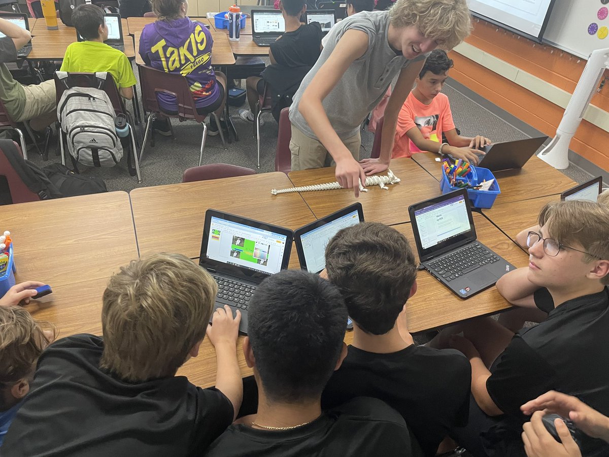 Students in Entrepreneurship are designing their own restaurant. Including a menu, prices, target audience, and desired atmosphere.