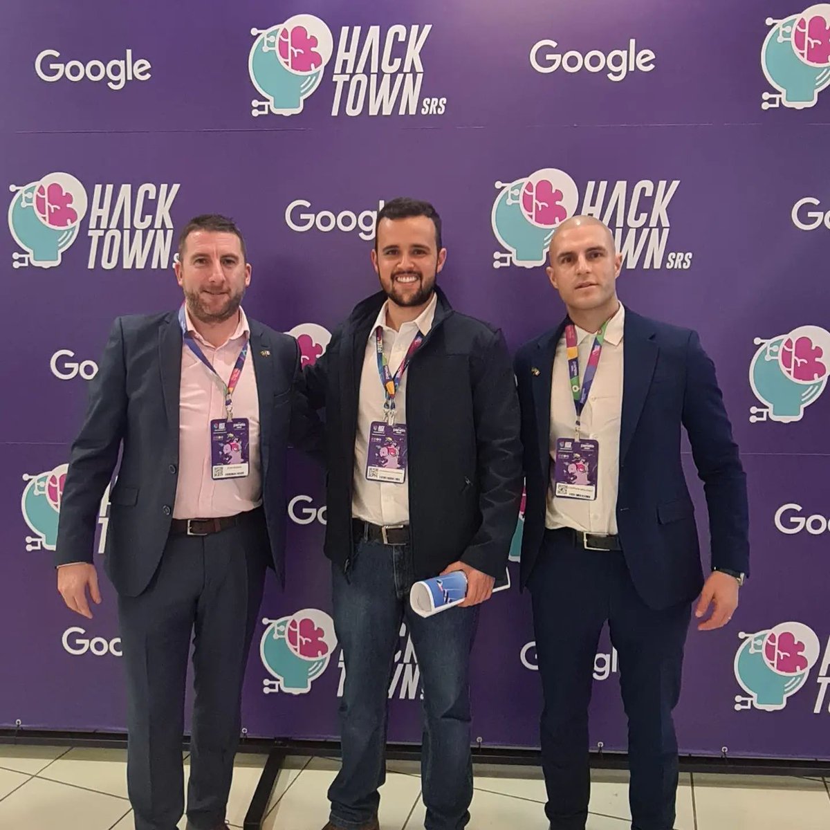 IrlSaoPaulo's tweet photo. Um fim de semana memorável!😃

Estivemos em Santa Rita do Sapucaí - MG participando do #Hacktown2022, maior festival de tecnologia, inovação e criatividade da América Latina!🌎

E a novidade da edição deste ano foi a The House of Ireland 🇮🇪

Texto completo:https://t.co/IQleduhKQm https://t.co/DbDmj8nScx