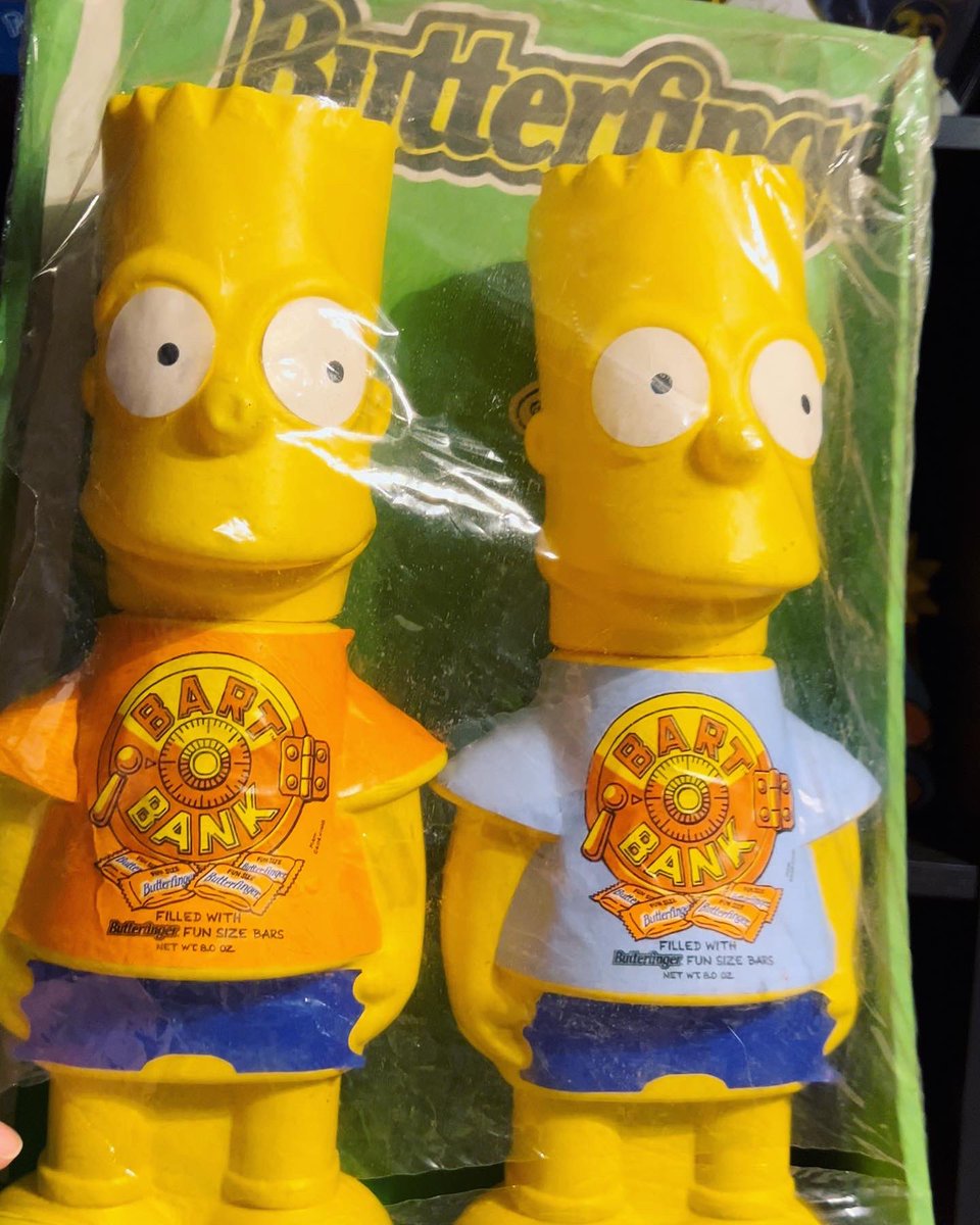 GamerAhmer's tweet photo. Check out these vintage @thesimpsons @butterfinger containers from the #1990s ! #90s #bartsimpson #thesimpsons #simpsons #homer #homersimpson #butterfingers #simpsonsfan #simpsonscollection #90scollection #gamerahmer #toys #toycollector https://t.co/6NmN61QSbs