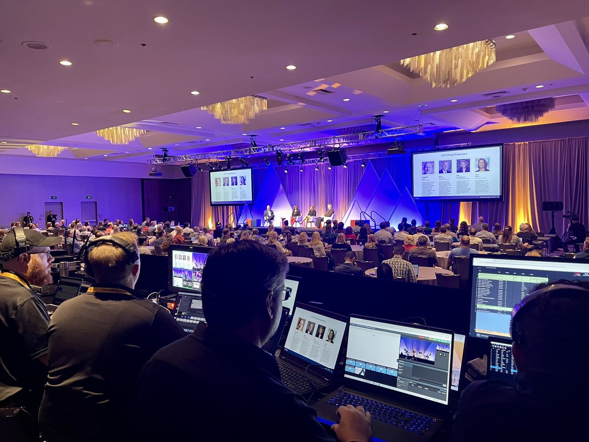 nicolevoges's tweet image. Behind the scenes of the Opening Keynote of the 2022 @CroweUSA #HCSummit. Powerhouse panel of healthcare provider CFOs discuss how their responsibilities have changed and what the next-gen of would-be CFOs will need to succeed.