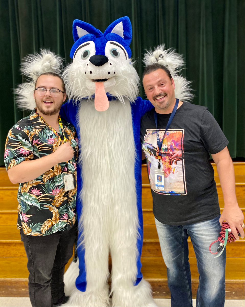 Our Husky pup was a big hit, especially with Mr. Tselios and Mr. Gallagher!! Great Assembly today to talk about the characteristics of a Husky <a href="/NASHUASCHOOLS/">NashuaSchools</a> <a href="/SarfdeK/">Kimberly Sarfde</a> <a href="/newsearlesart/">Mr. Tselios</a> #OneNashua