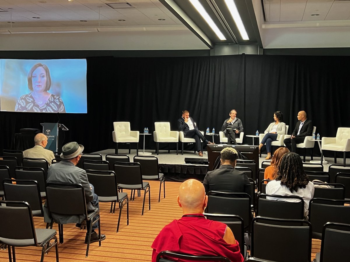 EradicateHate_'s tweet photo. Journalists who report on hate crimes can then become victims of hate crimes. Yet, their ability to provide exposure is a critical tool.  Panel with: @rosey18, @ACInvestigates, @SeamusHughes, @courtneyr, @oyousef. #EradicateHate https://t.co/Ep9zydoKn7