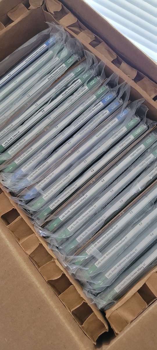 curatorofcomics's tweet photo. A beautiful thing... https://t.co/TE9vAwKSB2