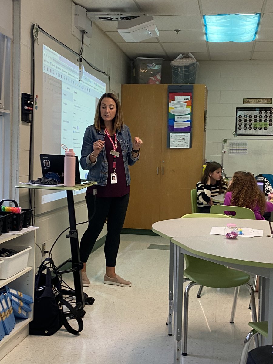 StLukeGrade6's tweet image. Thanks to @mrskellyocsb for an amazing refresher on how to use #googlereadandwrite to better our learning!