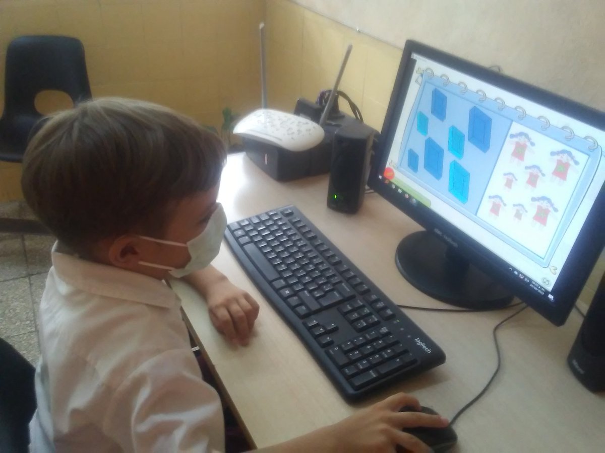 edad_ci's tweet photo. #CubaEsAmor en #LaPrimeraInfancia las niñas y niños realizan actividades en el Software Educativo A Jugar. @RaulSamon @dpestgo @FundichelyRosa @niurdisreyes @CubaMined https://t.co/QH8gP4tyZV