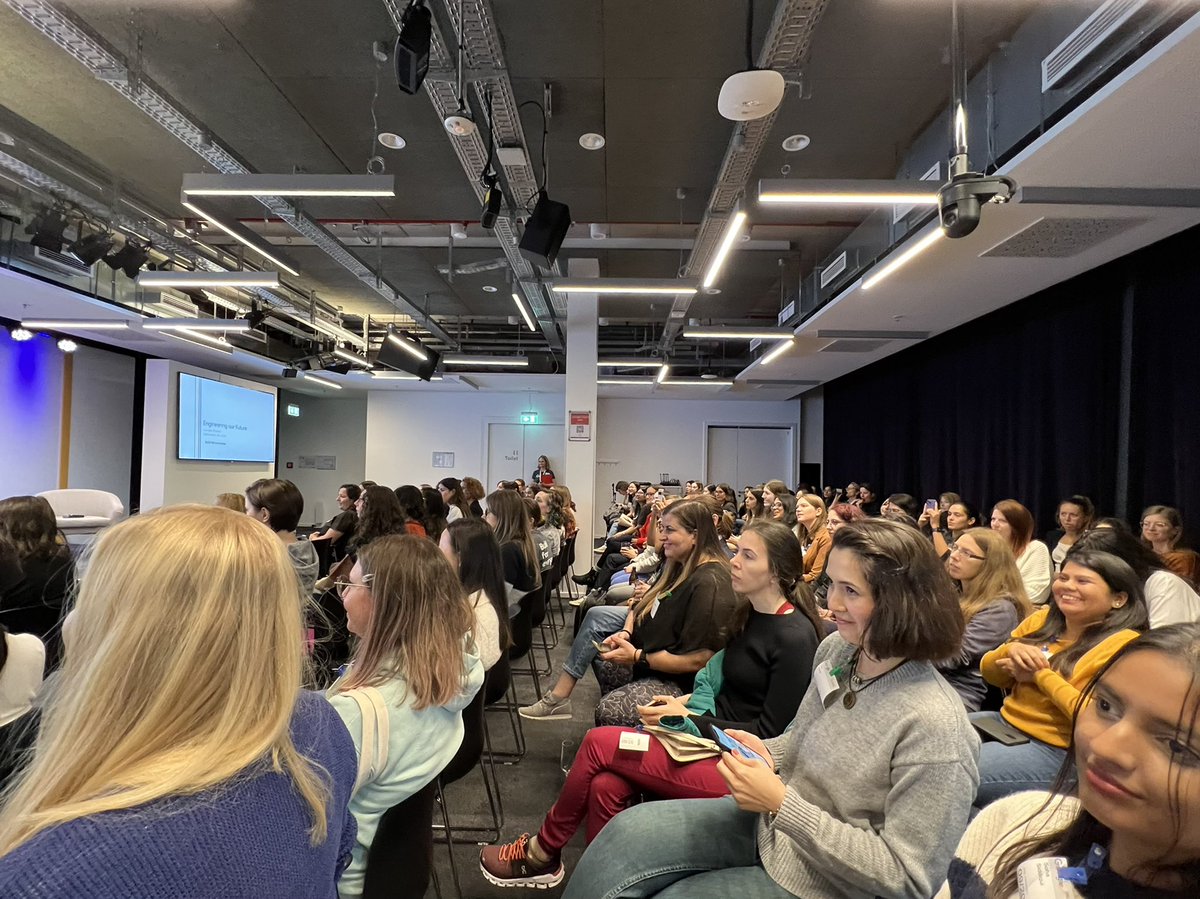 uliana_munich's tweet photo. Oktoberfest vibes are everywhere! 🥨🍻🥂 On-site sharing, talking with employees from Google, establish a human-based exchange is getting back. Was happy to see so many women in Tech 🫶💪 @Google Munich office #munichtech #community https://t.co/4174ojyQpG