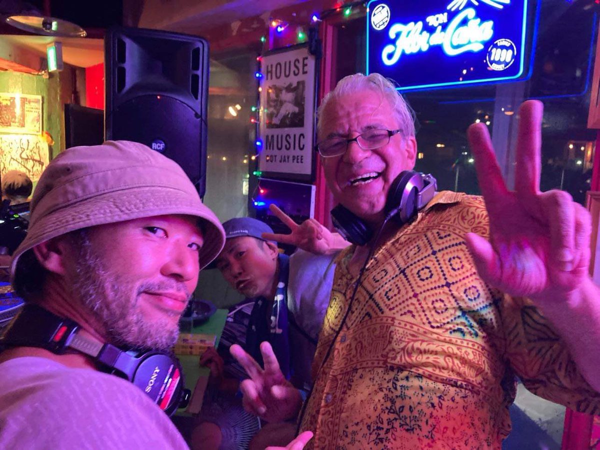 tymemas's tweet photo. @JonSaTrinxa JAPAN TOUR一旦の千秋楽として迎えたPLAYA@江ノ島オッパーラ。満員御礼の中、素晴らしい音とVIBESが交差し最高のラストでした🌈出会えた方々・演者・オーガナイザー皆様ありがとうございました！鬼上がりジョンさん後の焚火dub jointも盛り上がってホッとした。今度はイビザで集まろう🌴 https://t.co/kuWG5KKzH8