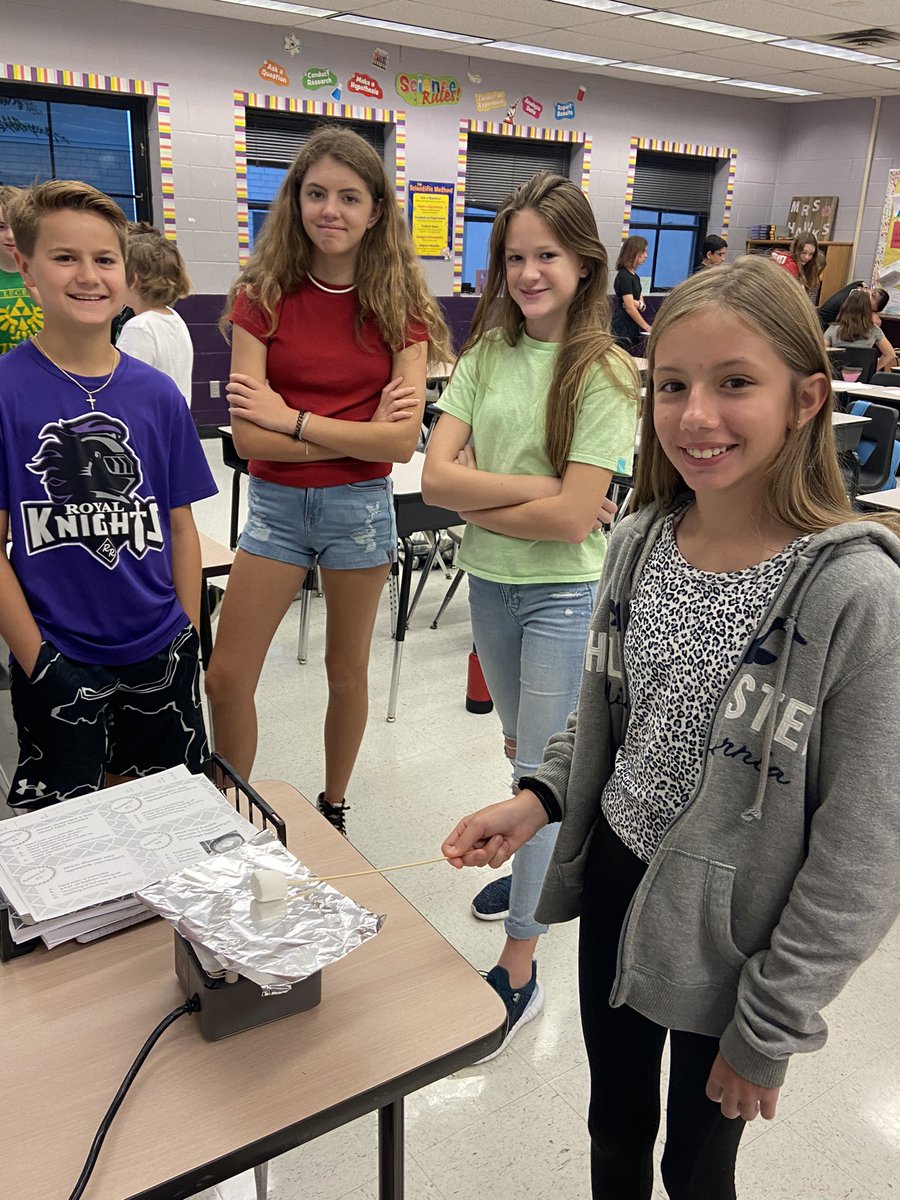 HawksNhawks4's tweet photo. Heat Transfer Lab! What is the most efficient way to roast a marshmallow using conduction, convection, or radiation? Period 1 @RRMSRoyalKnight #WeAreRoyal https://t.co/syKoIl9hoY