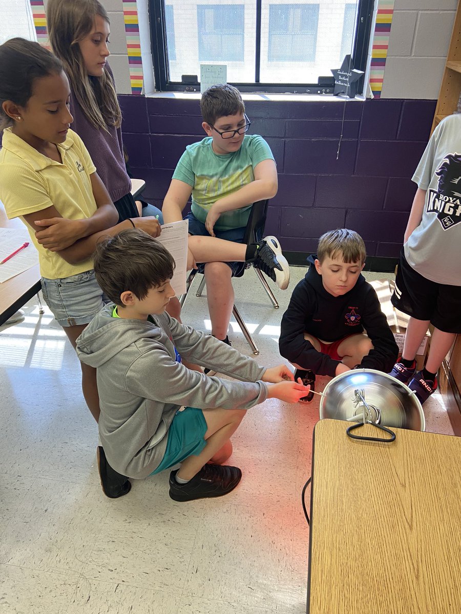 HawksNhawks4's tweet photo. Heat Transfer Lab! Period 5 @RRMSRoyalKnight #WeAreRoyal https://t.co/r4xEo6hG4j