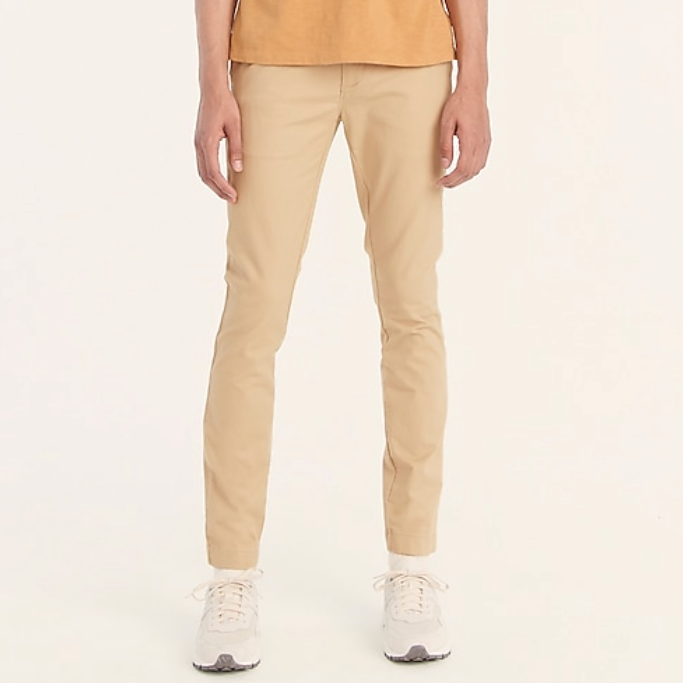 derek-guy-on-twitter-crazy-how-the-left-pant-is-now-worn-by-people