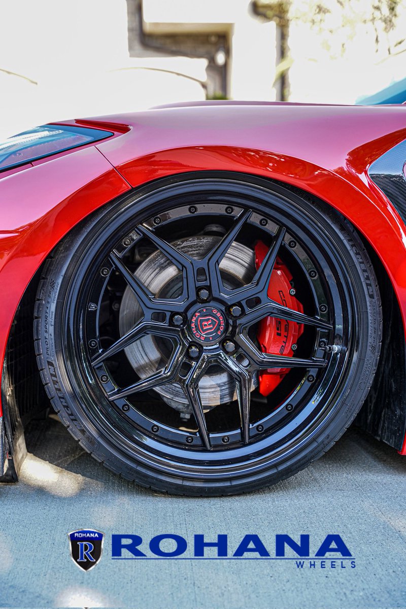 albert_mpe's tweet photo. Widebody C8 Corvette 

#Widebody #c8 #streethunters #tjhunt #rohanawheels #Chevy https://t.co/yY8ISjI5k0