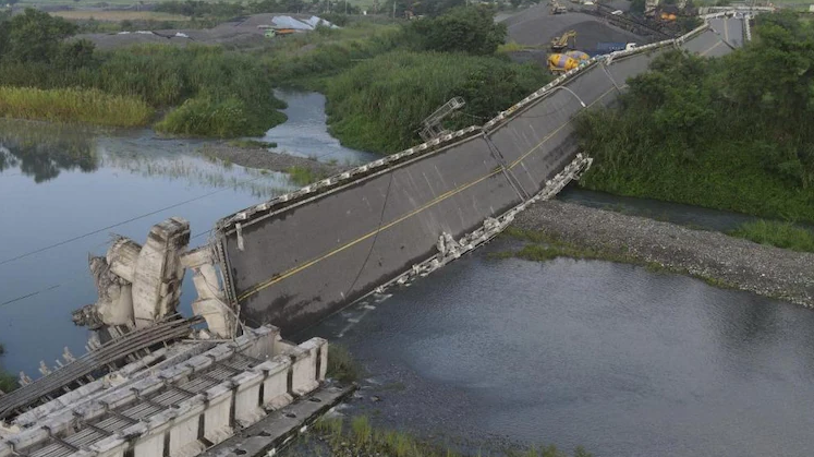 Gazette Review tweet media