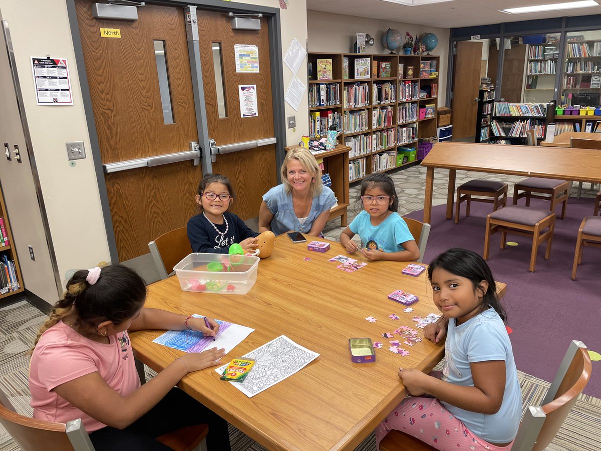 stevieborn's tweet photo. Today was the first day of Homework Huddle. I am so excited to be taking on this program with @RollingRidgeLMC and @Kristenwill40! The kiddos had a great first day learning about our expectations and playing some games. Can’t wait to see what this year brings. 🚀💙❤️ https://t.co/LyKmprILcN