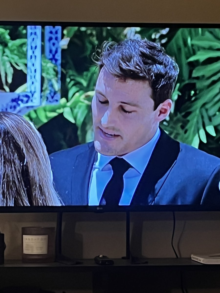 monicafoorever's tweet photo. When the word count is 500 but you've only written 300... 
#thebachelorette #TheBachelorettes https://t.co/tK4TtEGuDD