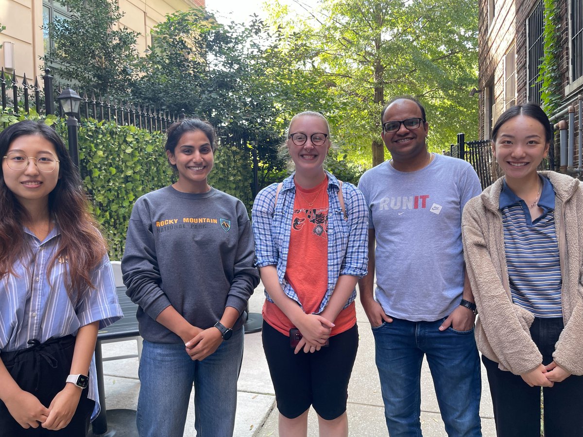 fried_lab's tweet image. These awesome authors just submitted their manuscript, and took my suggestion to take the afternoon off!  Look out for a tweet on the pre-print soon! #FriedLabNews