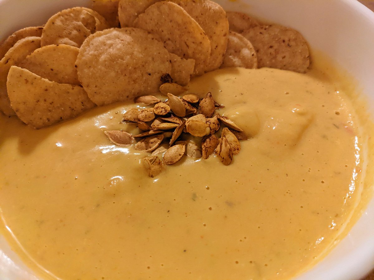 Creamy spicy roasted acorn squash soup with gf cauliflower chips and roasted paprika squash seeds for texture. 

#dinner #food