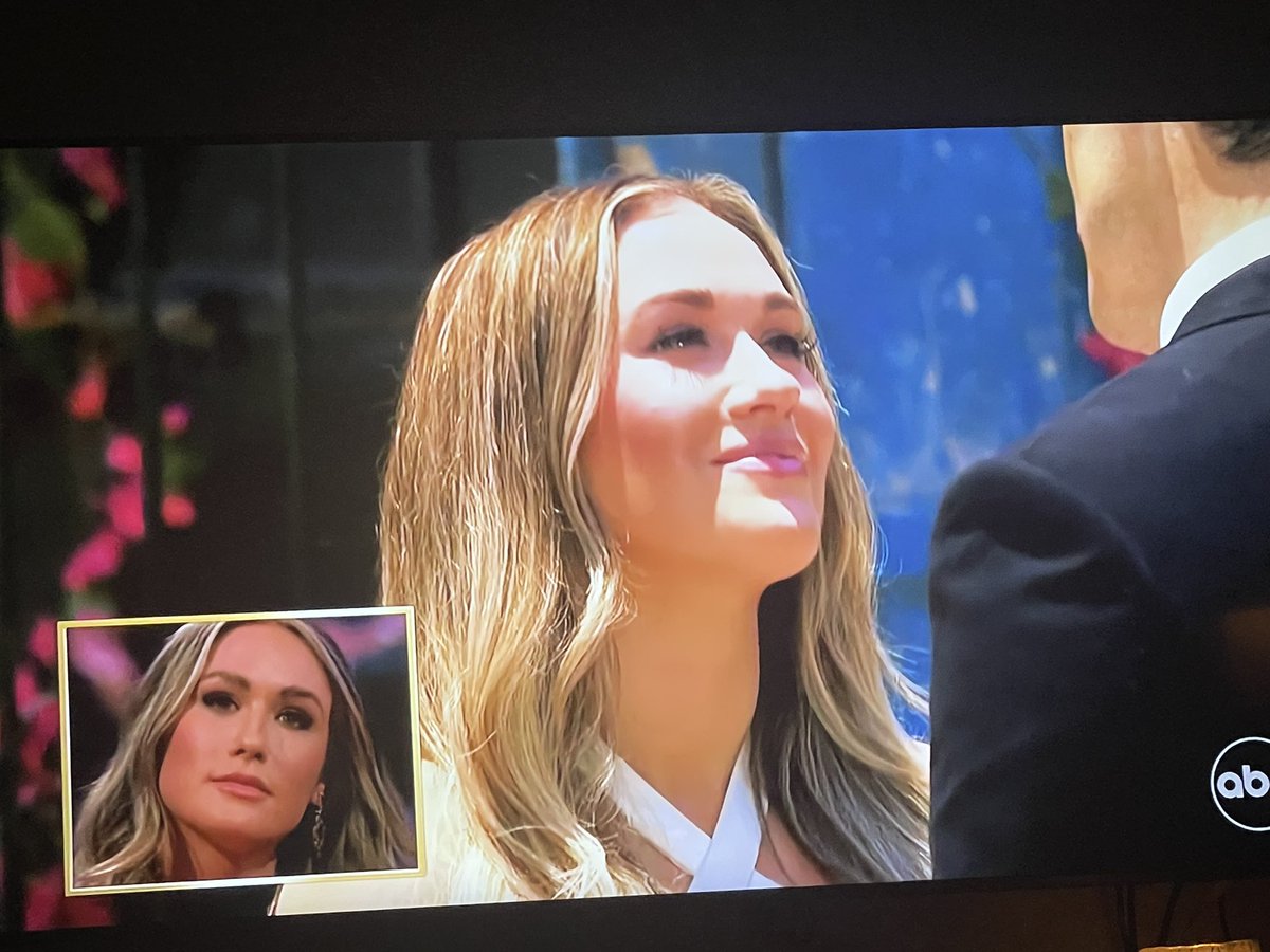 Kayla 👩🏼‍🦰🤳 tweet media