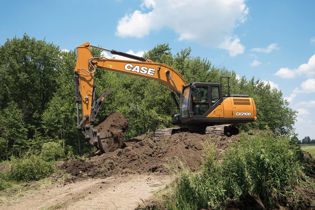 CaseCE's tweet photo. On the verge of Thursday's big reveal, we look back at some of our favorite jobsite photos of CASE excavators! Long live CASE Excavators! #Reloaded #CASEExcavators #Excavation #Earthmoving #ExcavatorWeek #DigginHoles #BigExcavators https://t.co/KMXiGaRD9O