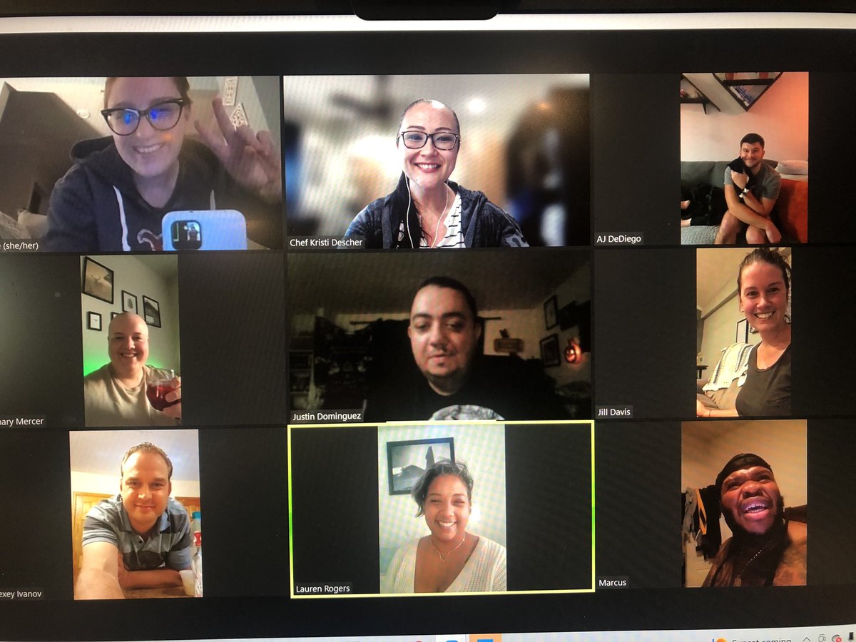 DescherKristi's tweet photo. Episode 2 Zoom cast watch party with (most) of my second family ❤️ #halloweenbakingchampionship #hbc8 #season8wearegreat https://t.co/IRLli3mPzC
